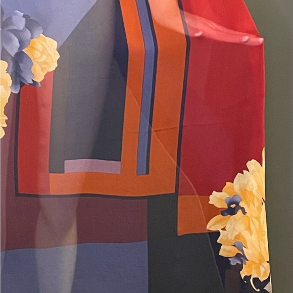 Huge Leonard Silk Chiffon Scarf 50 Inches Sq Excellent Condition Sarong Cruise - Picture 6 of 8